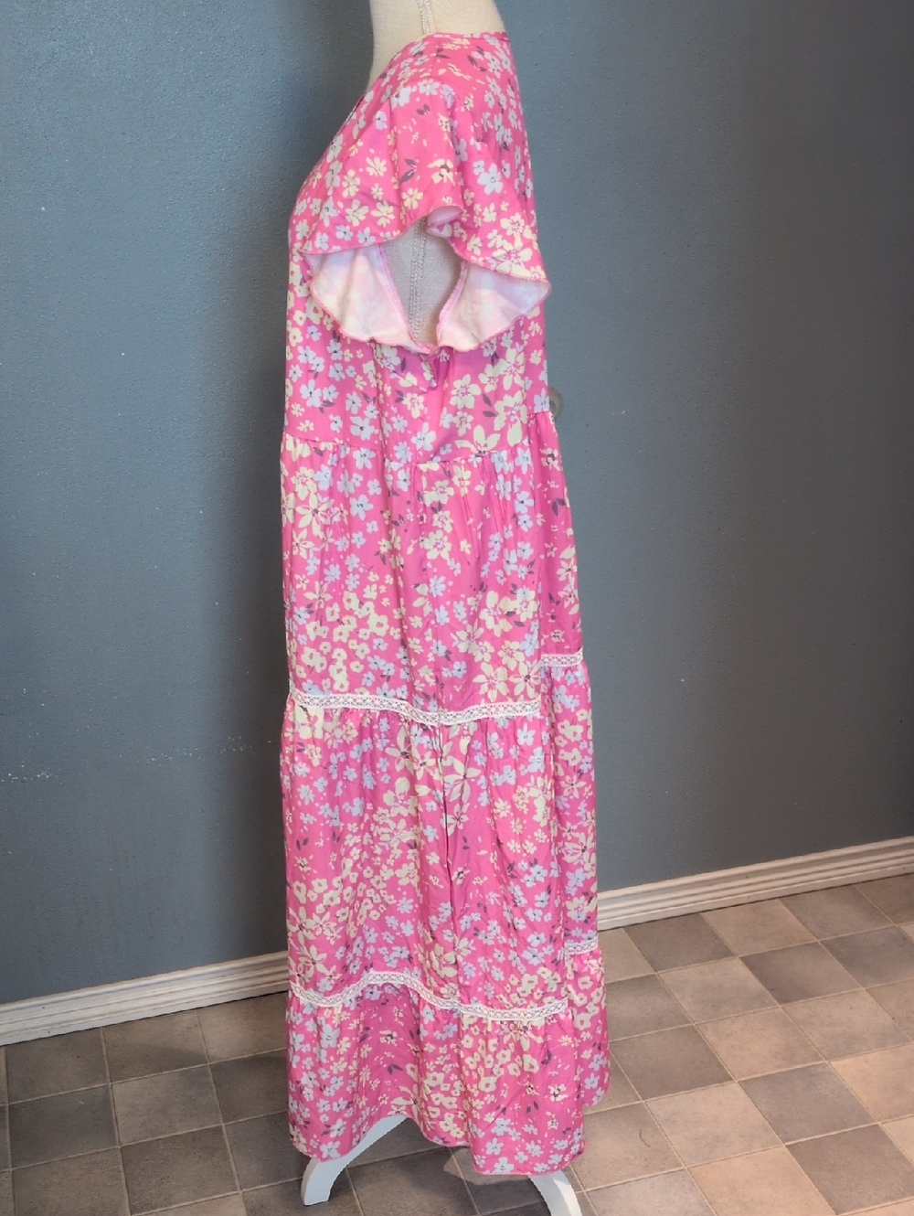 Amazon Essentials Pink Yellow Floral Vneck Mumu Long Line Maxi Dress Feminine - Picture 4 of 12
